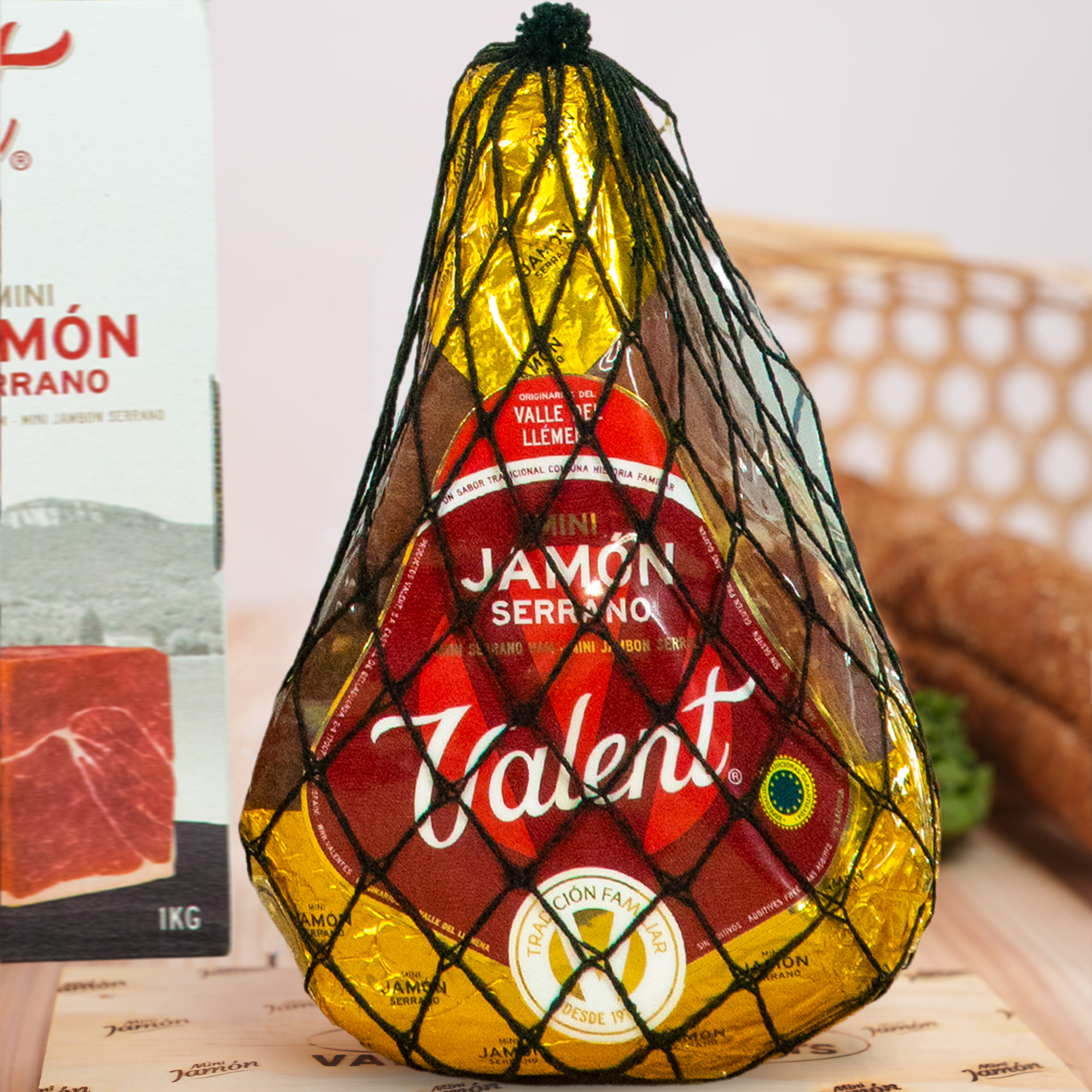 dui-heo-muoi-mini-tay-ban-nha-jamon-serrano-valent